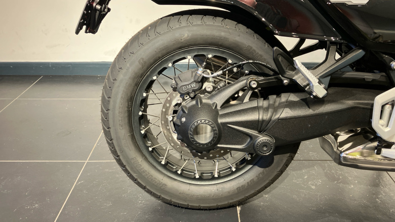 BMW R12 (24MY)